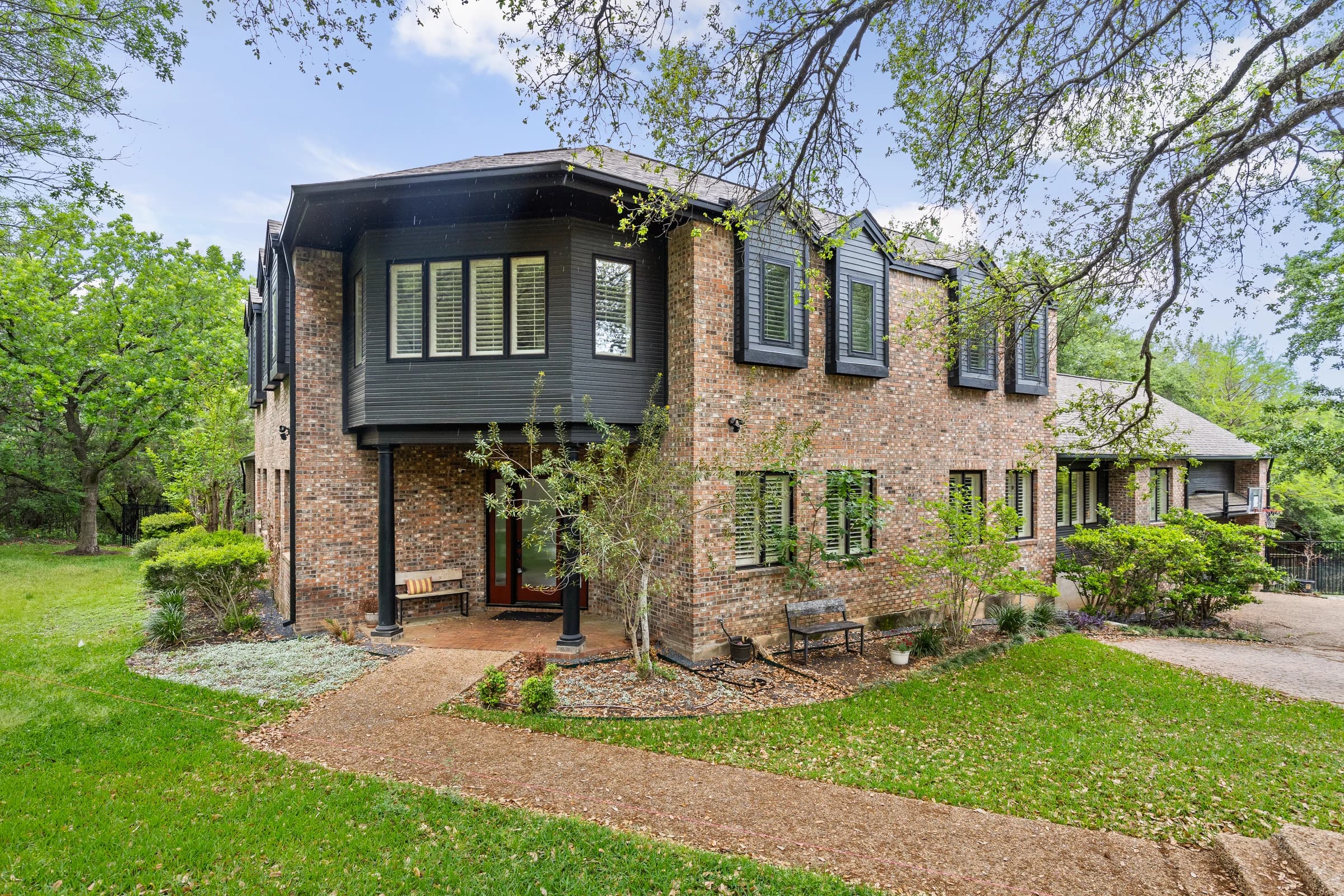 Austin Private Resort 001 147ZTMmS7fWcpcUNwEI74i8qCOgGzko84 1 print 4812 Mantle Dr 1