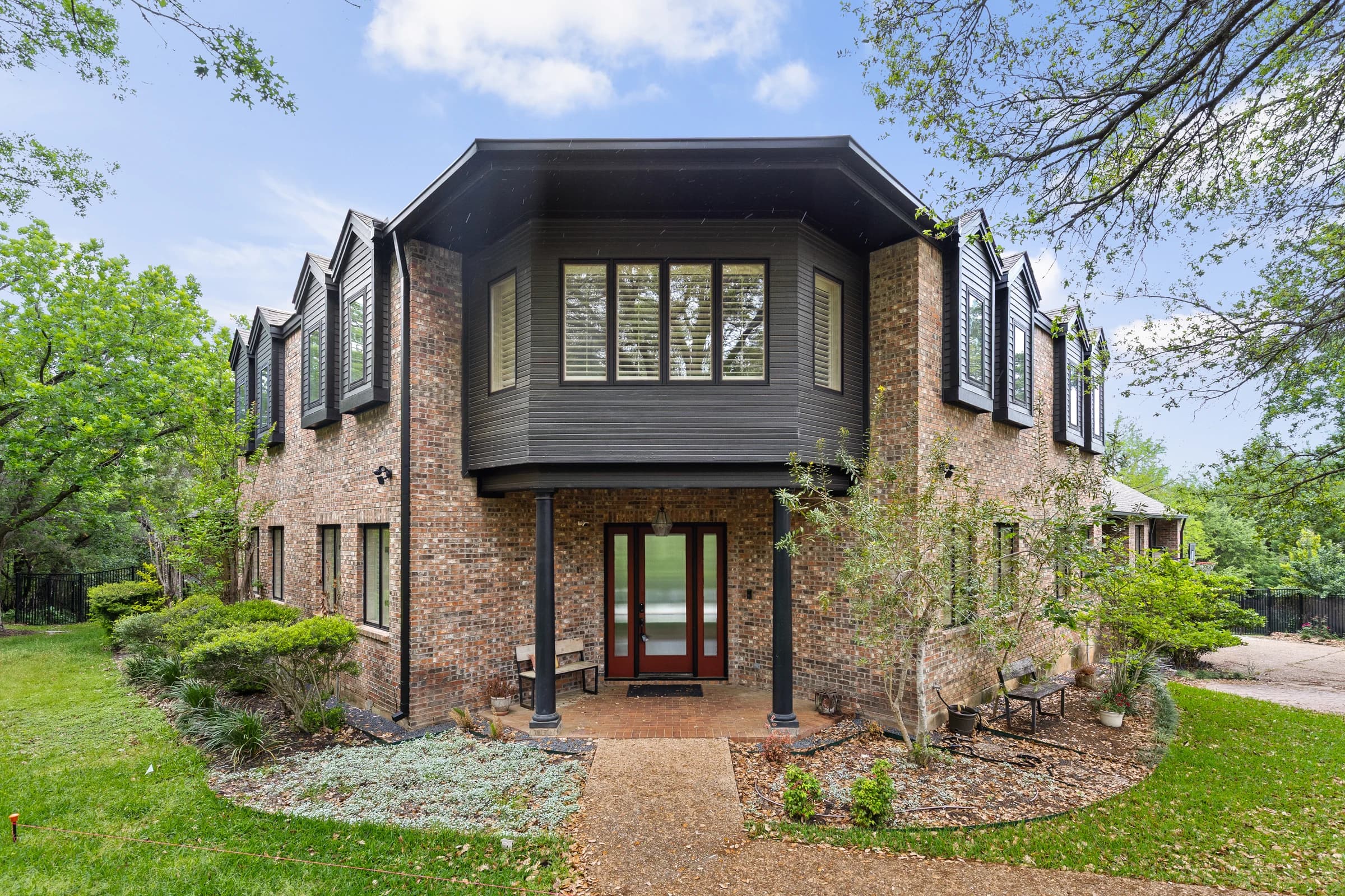 Austin Private Resort 002 1qp4p23QcwLgOtSBlxf5b1BH1Lq5tQns1 2 print 4812 Mantle Dr 2