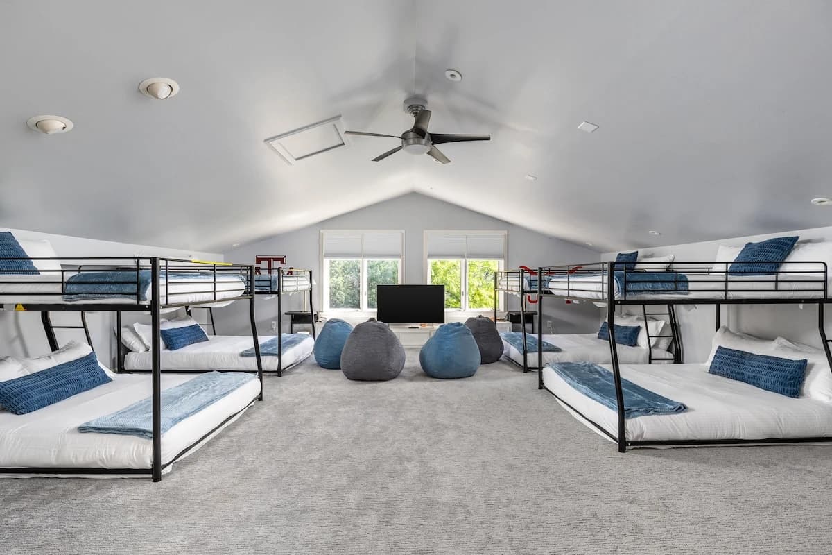 Austin Private Resort 024 airbnb 2635157691