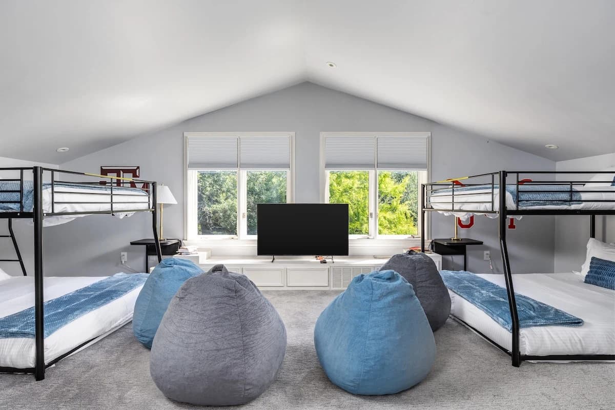 Austin Private Resort 028 airbnb 2635157625
