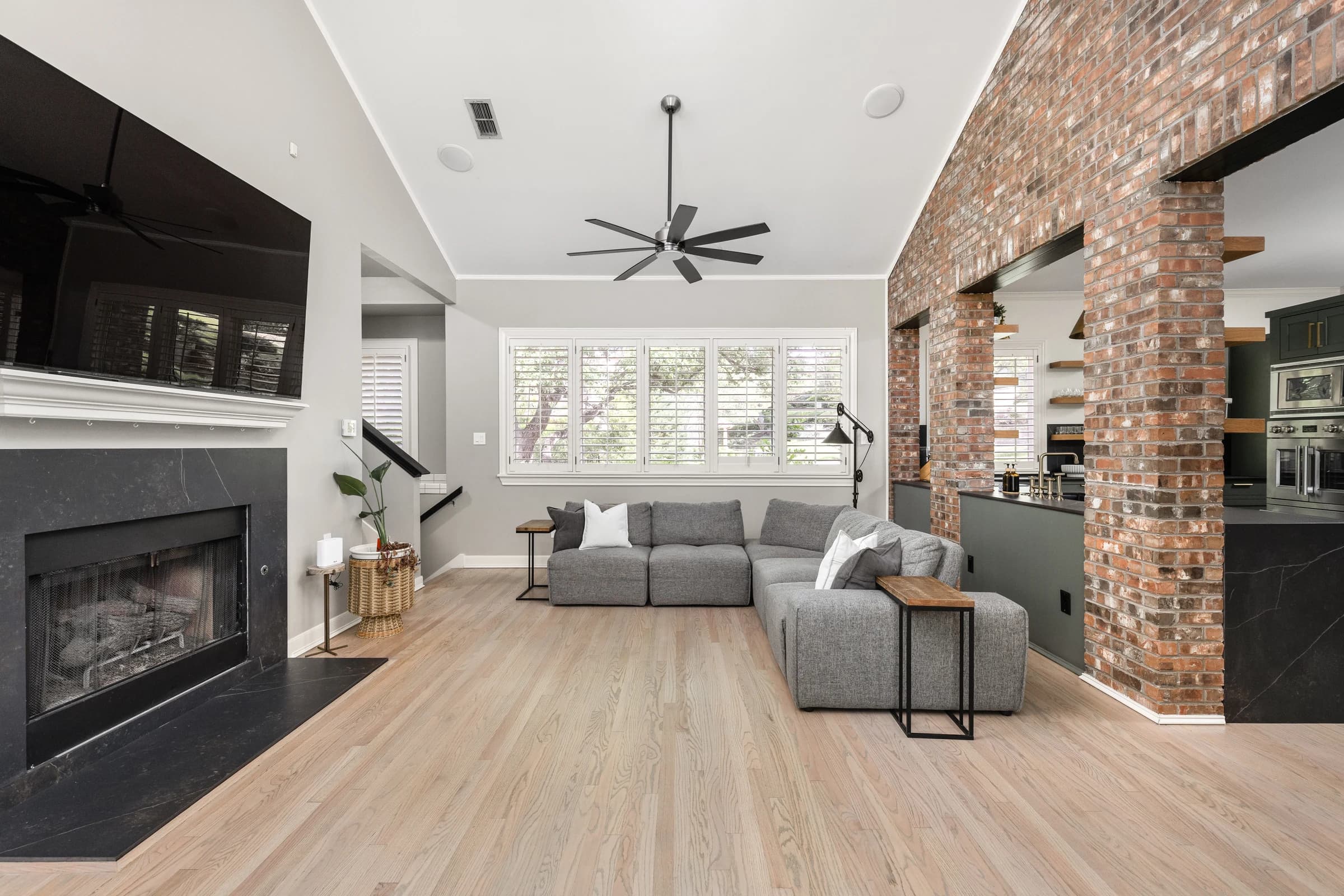 Austin Private Resort 030 1T4DVmReGtR KoSL7gYkir3NZ5JX686F9 30 print 4812 Mantle Dr 30