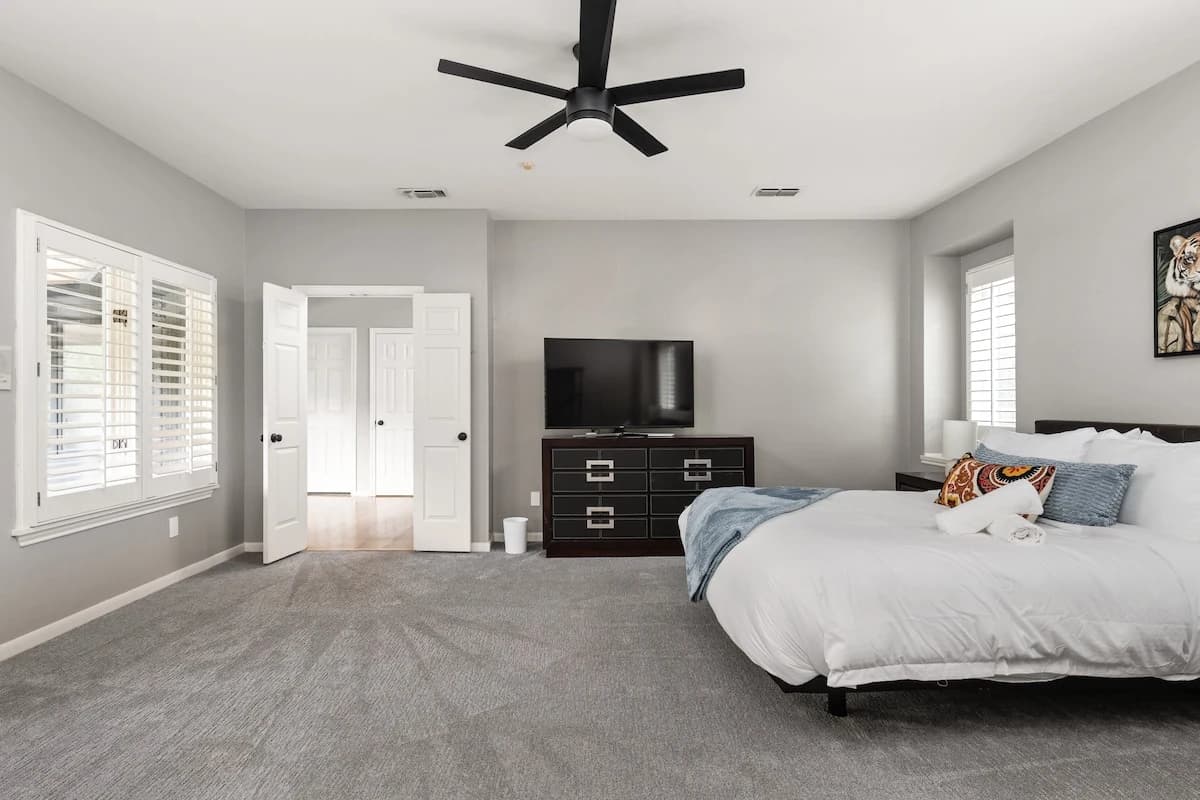 Austin Private Resort 031 airbnb 2635158870