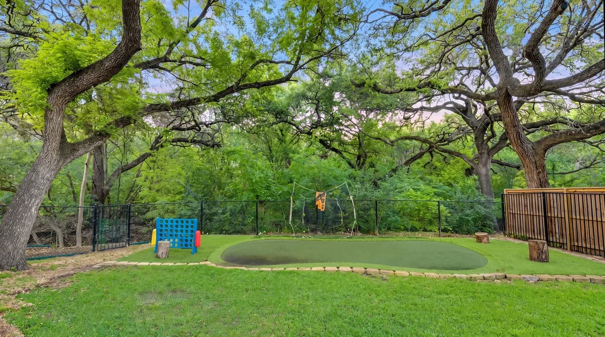 Austin Private Resort 047 airbnb 2606416762