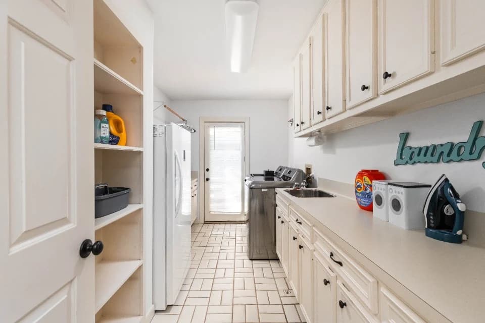 Austin Private Resort 052 airbnb 2606379670
