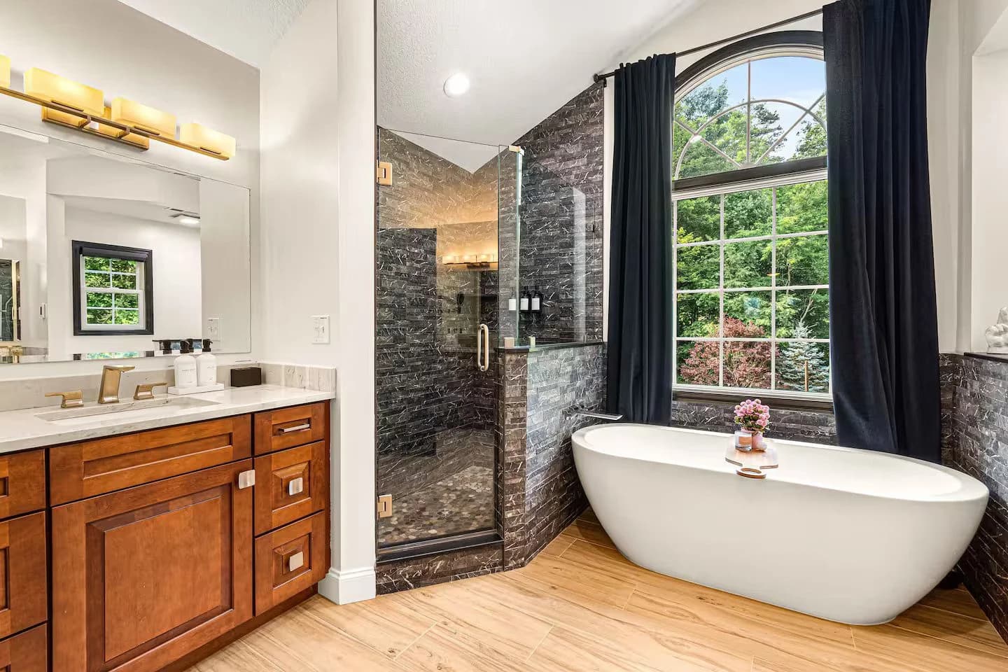 The Range The Range: FullBathroom1 1