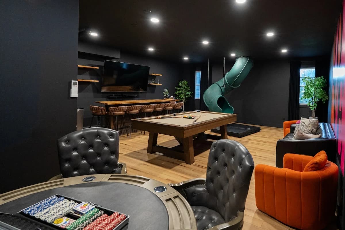 The Range 008 airbnb 2696946518