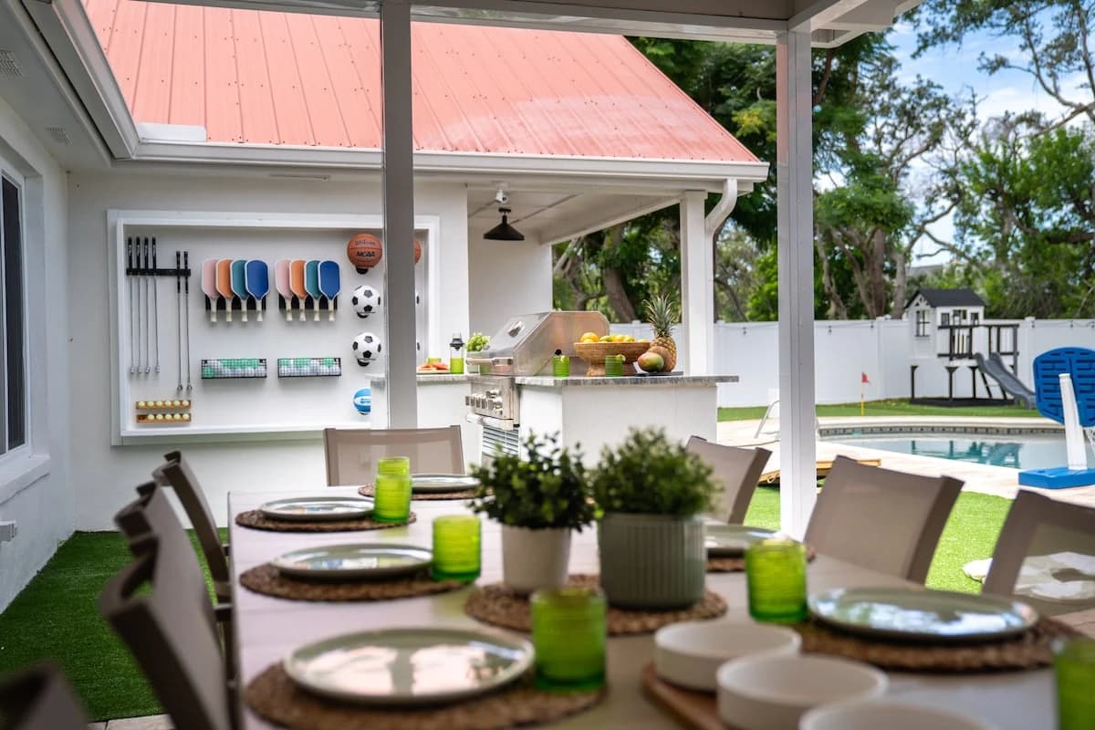 The Villa 004 airbnb 2389990726