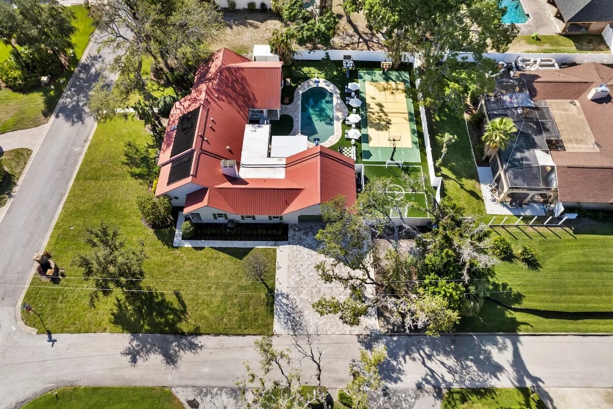 The Villa 055 airbnb 2407878491