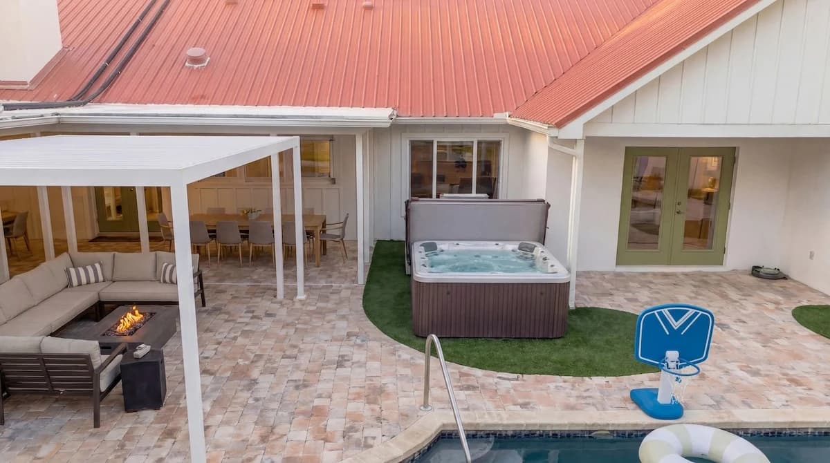 The Villa 058 airbnb 2540472512